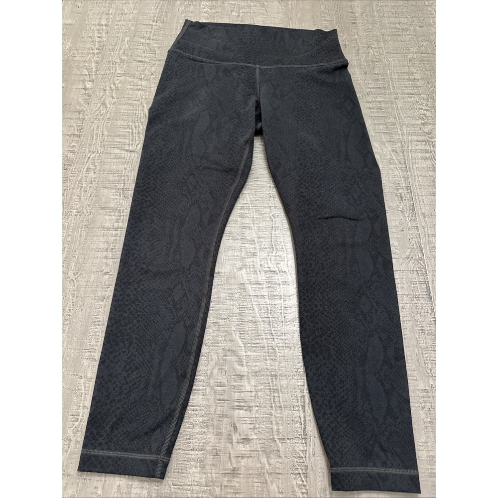 Lululemon Leggings Womens Snake Print High Rise Size 6 Crop